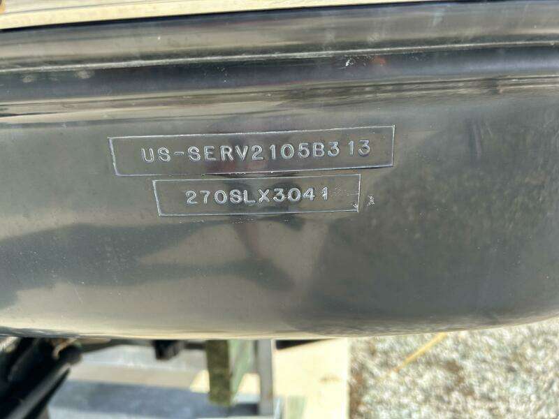 2013 Sea Ray 270 SLX