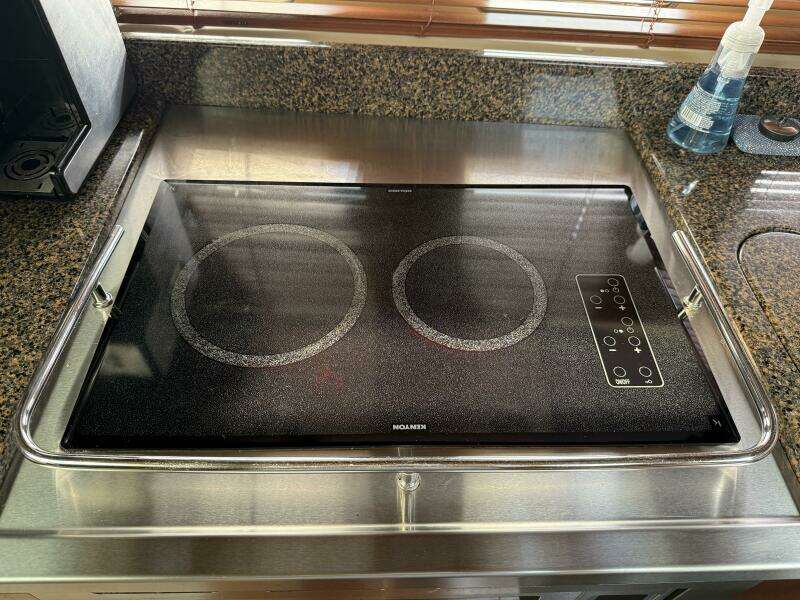 2006 Sea Ray 48 Sundancer