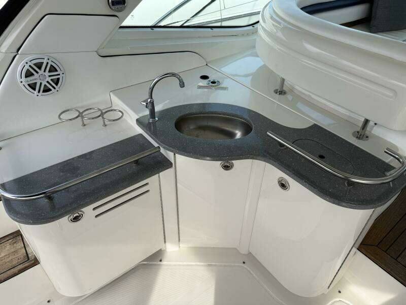 2006 Sea Ray 48 Sundancer