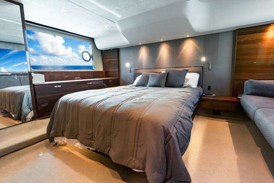 2015 Princess 56 Motor Yacht