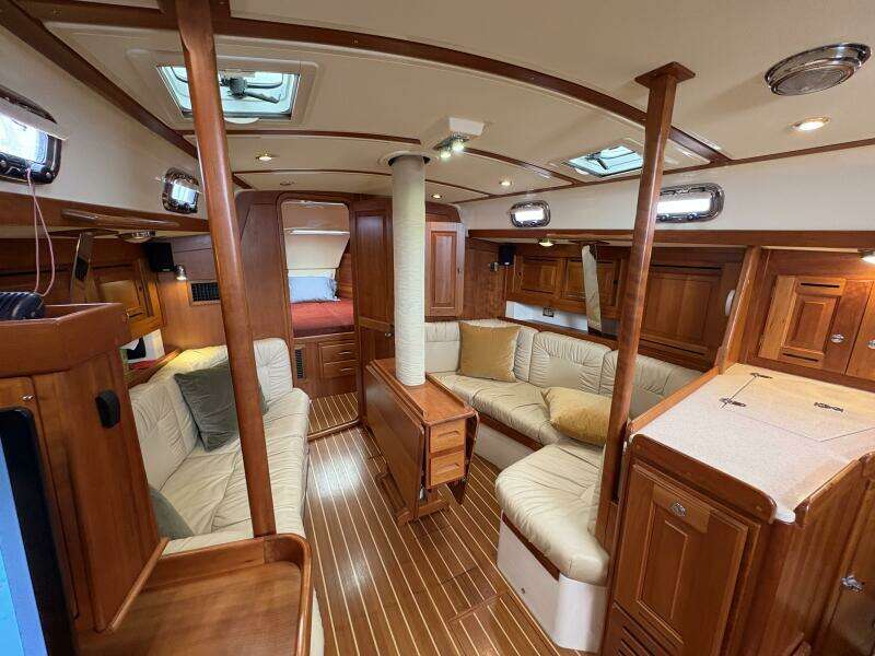 2007 Tartan 3700 CCR