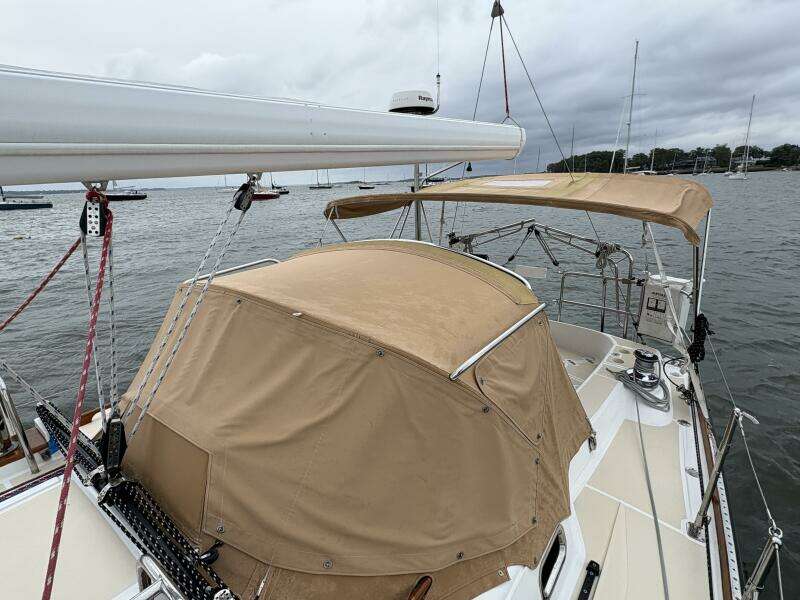 2007 Tartan 3700 CCR