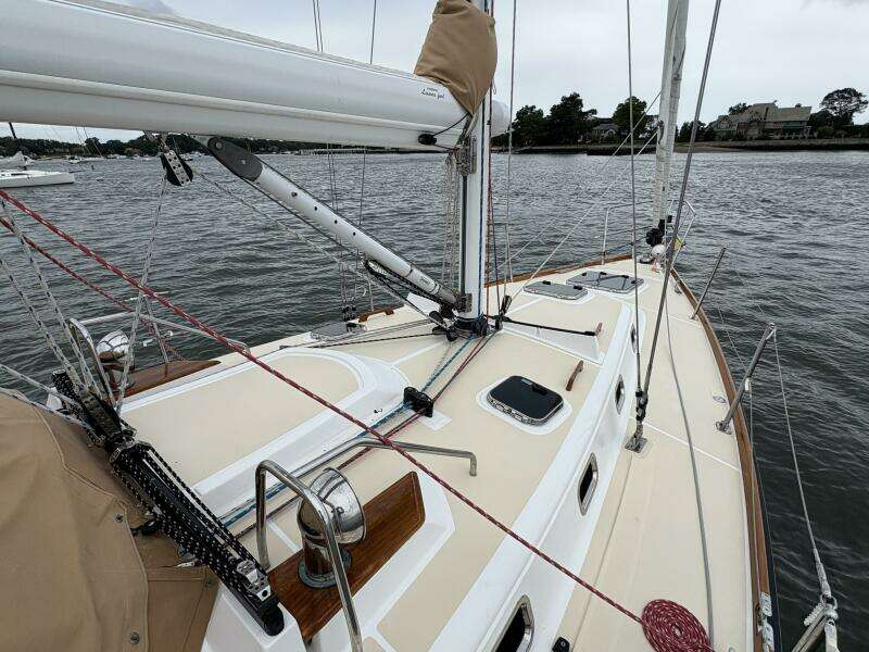 2007 Tartan 3700 CCR