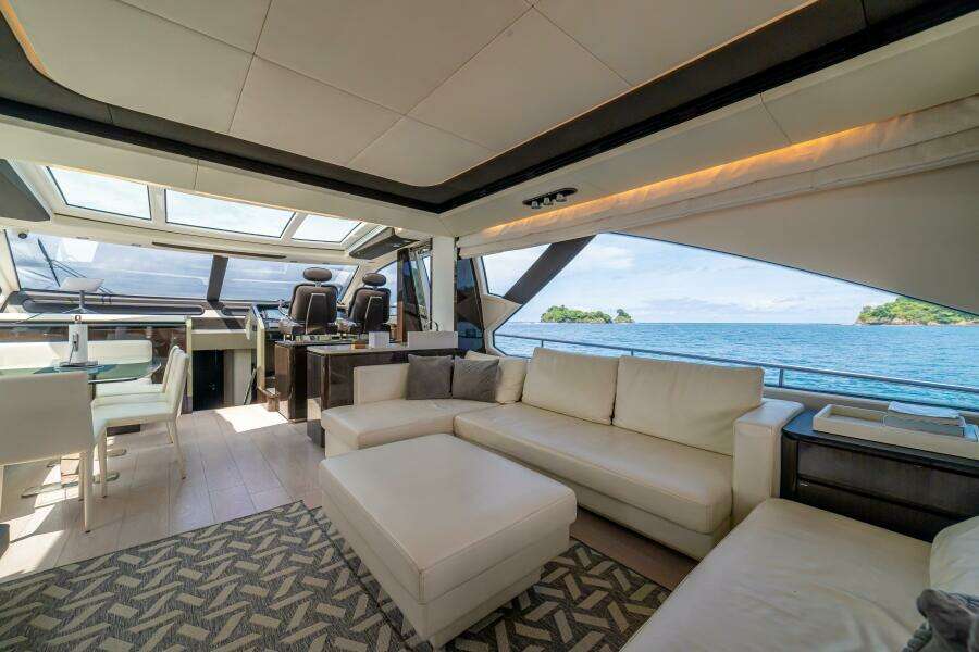 2017 Azimut 77 "Carpe Diem"