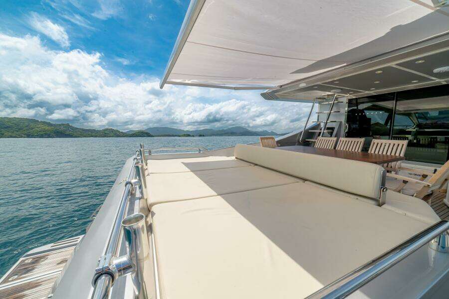 2017 Azimut 77 "Carpe Diem"