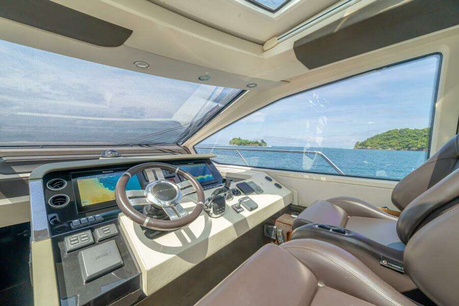 2017 Azimut 77 "Carpe Diem"