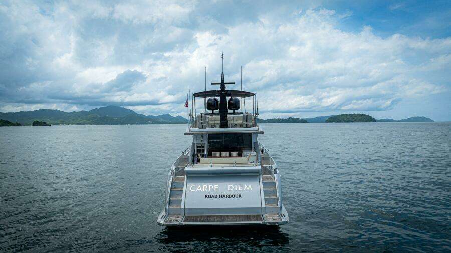 2017 Azimut 77 "Carpe Diem"