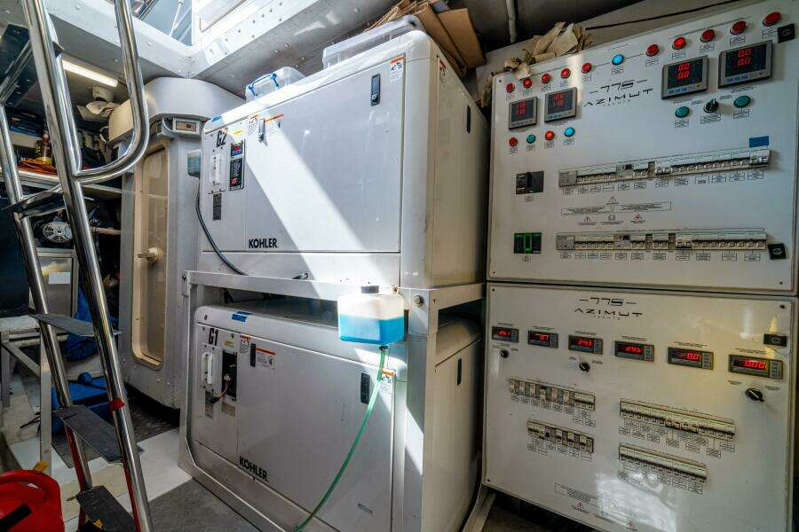 2017 Azimut 77 "Carpe Diem"