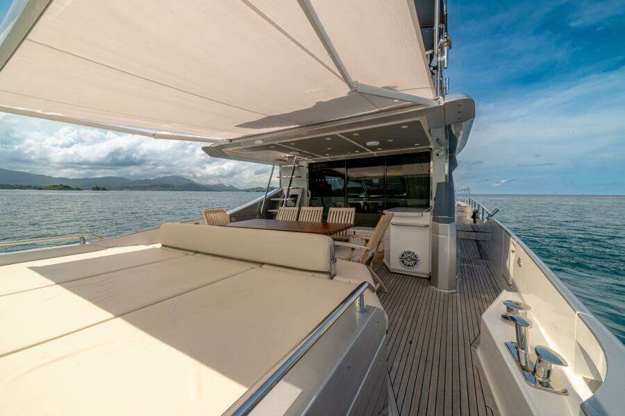 2017 Azimut 77 "Carpe Diem"