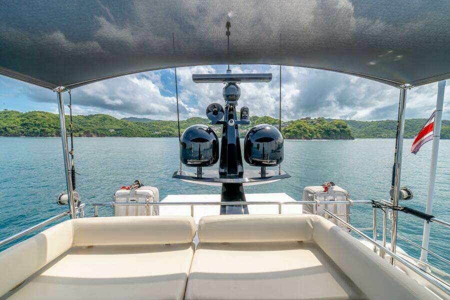 2017 Azimut 77 "Carpe Diem"