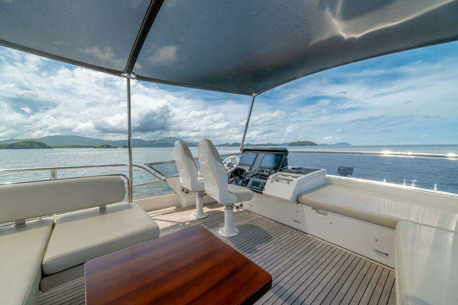 2017 Azimut 77 "Carpe Diem"