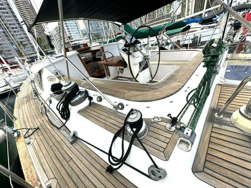 2000 Farr Pilothouse