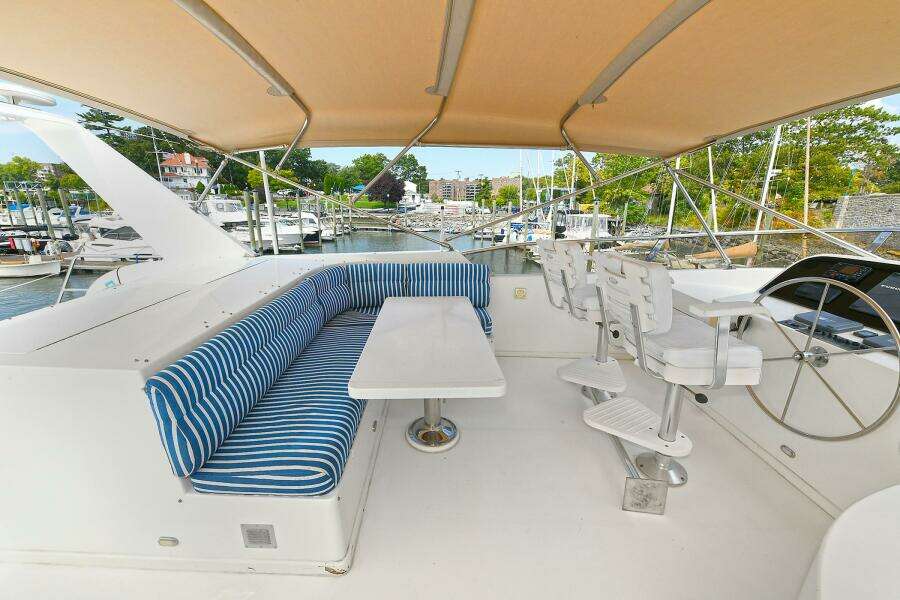 2002 Grand Alaskan Flushdeck