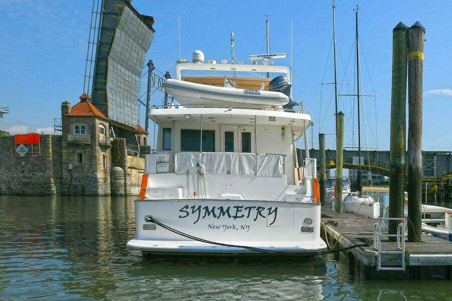 2002 Grand Alaskan Flushdeck