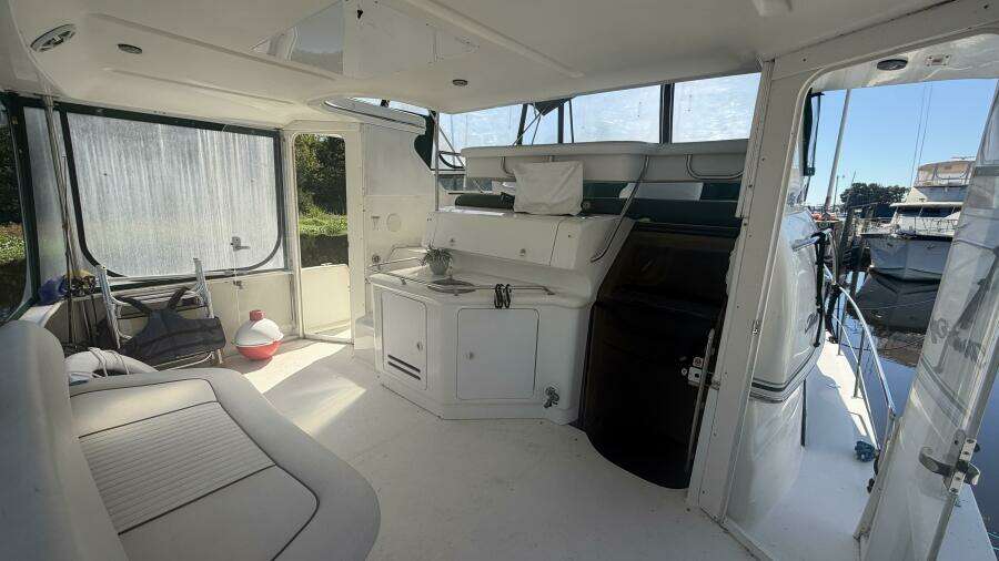 2000 Sea Ray 380 Aft Cabin