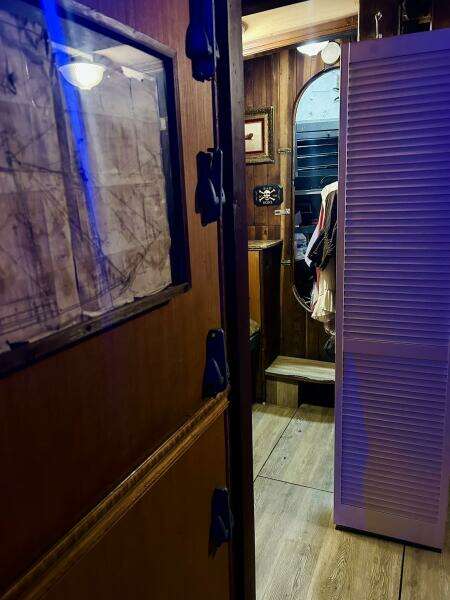 1977 Custom 80 Brigantine