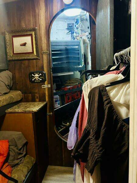 1977 Custom 80 Brigantine