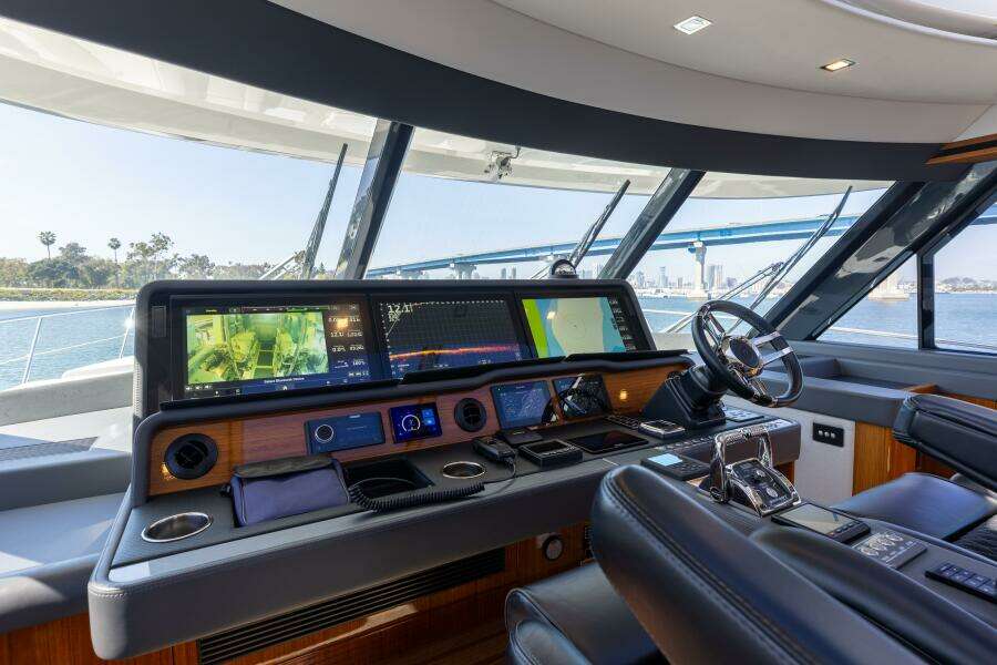 Riviera 645 SUV (HERMOSA)