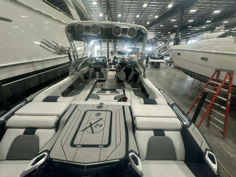 2019 Mastercraft X24
