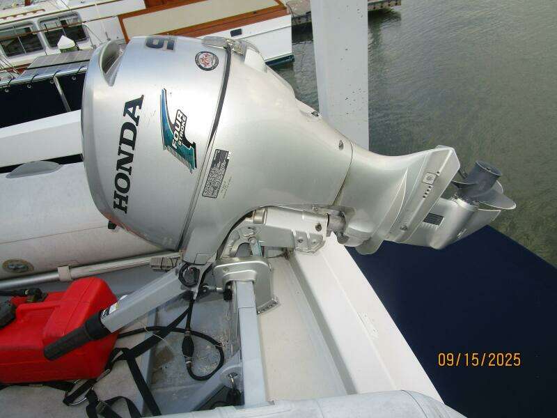 45' Ocean Alexander tender outboard