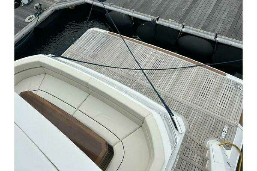 2019 Viking Motor Yacht