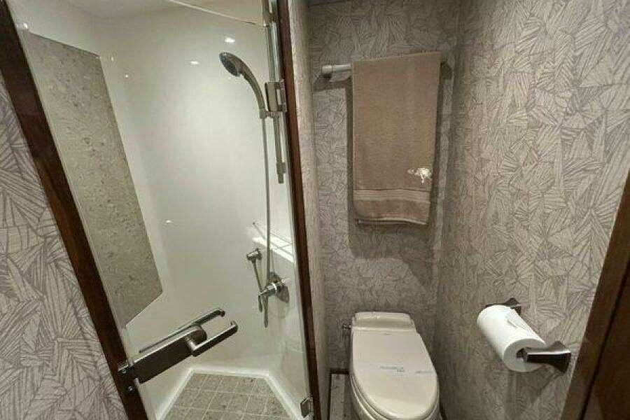 2019 Viking Motor Yacht