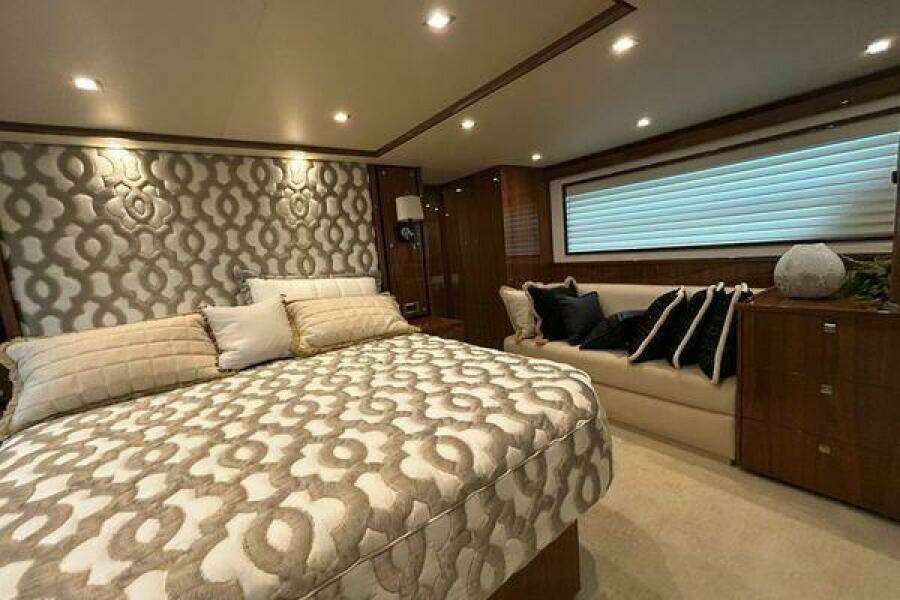 2019 Viking Motor Yacht