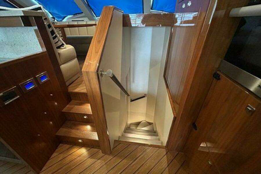 2019 Viking Motor Yacht