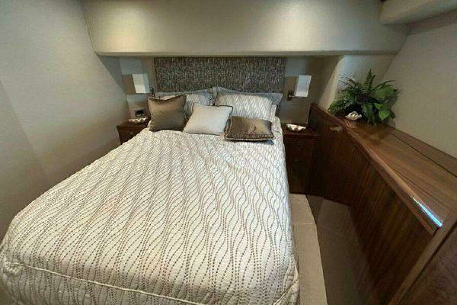 2019 Viking Motor Yacht