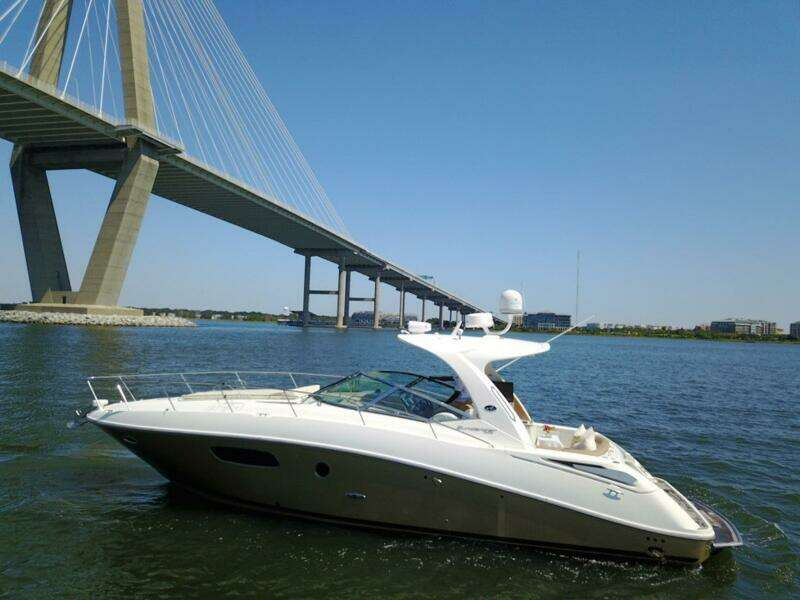 2009 Sea Ray 350 Sundancer