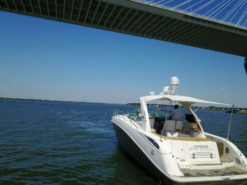 2009 Sea Ray 350 Sundancer