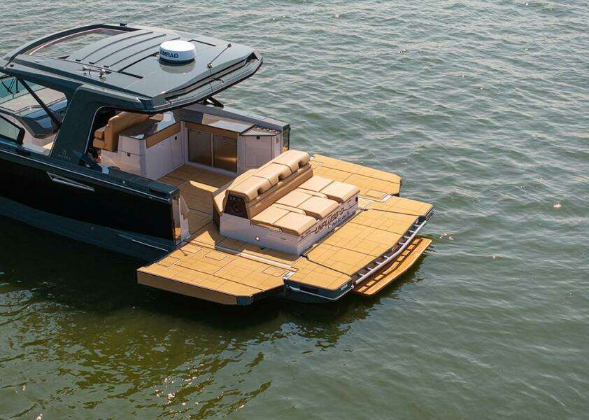 Cockpit terraces fold down style