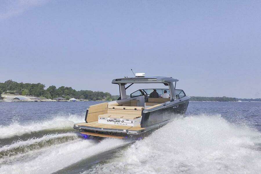 Stbd quarter profile