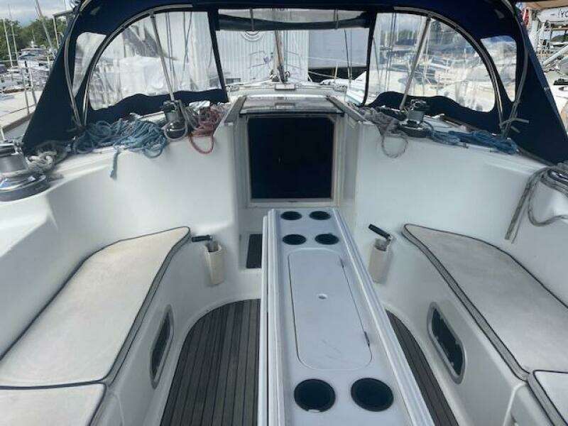 2002 Jeanneau 45.2