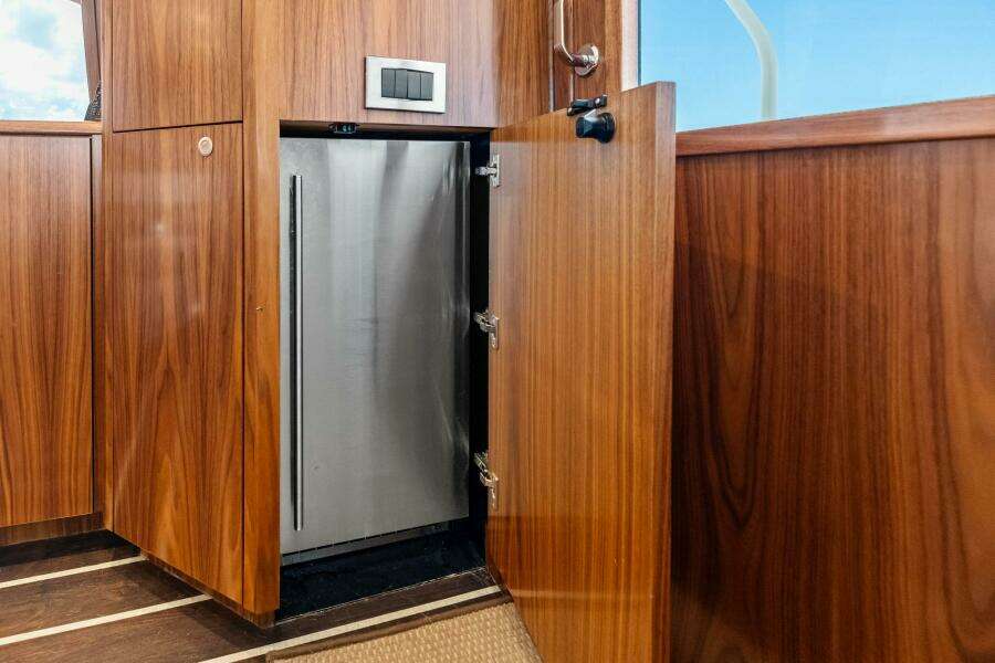 2025 Viking 58 Convertible "Galati Yacht Sales Trade"