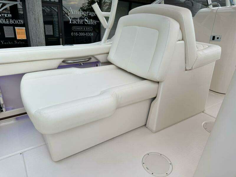 2023 Grady-White Freedom 255