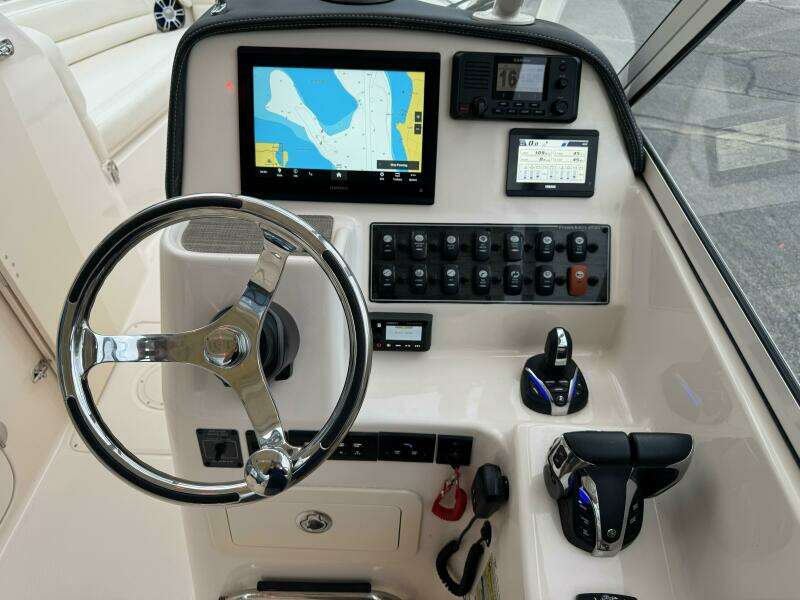 2023 Grady-White Freedom 255