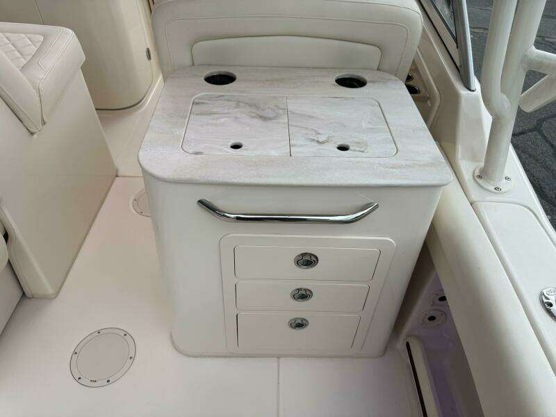 2023 Grady-White Freedom 255