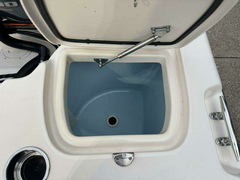 2023 Grady-White Freedom 255