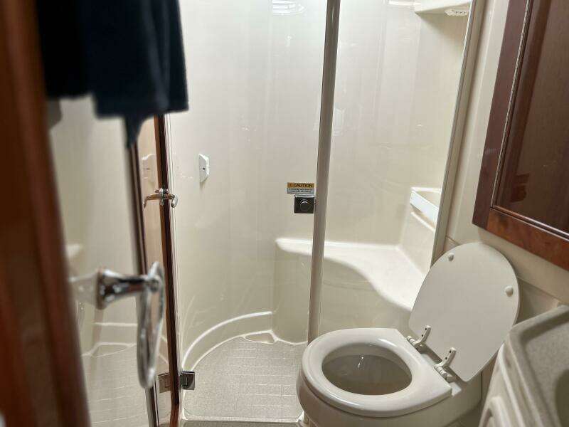 2004 Wellcraft Excalibur