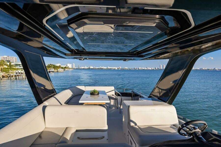 2025 Galeon 50 FLY