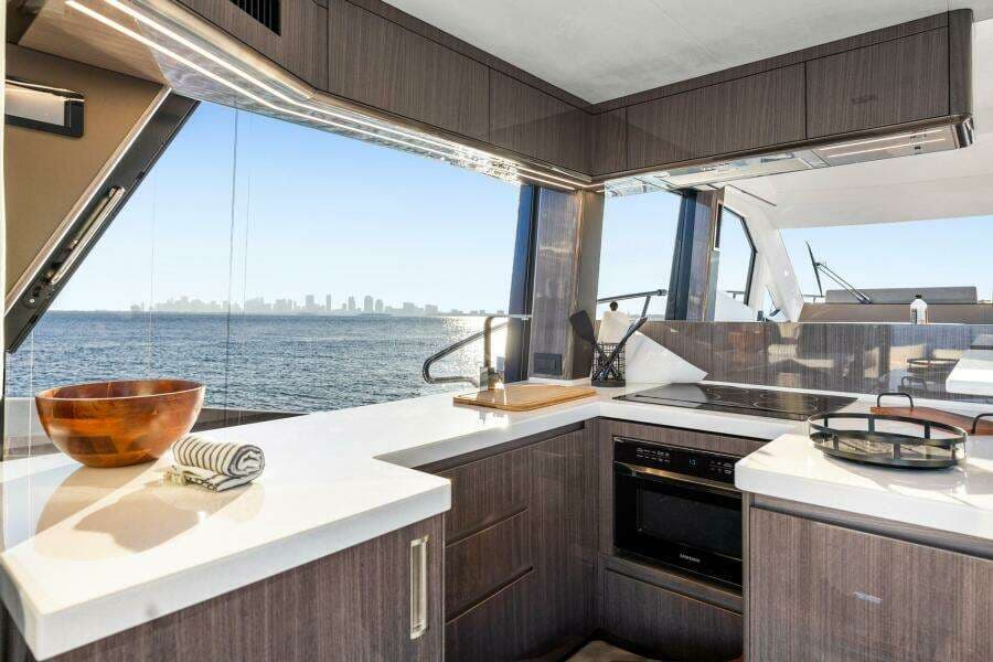 2025 Galeon 50 FLY
