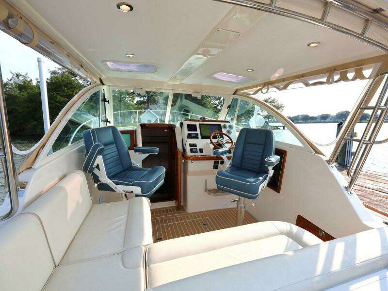Pilothouse Seating 