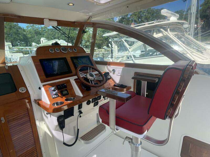 2017 Hunt Surfhunter 29