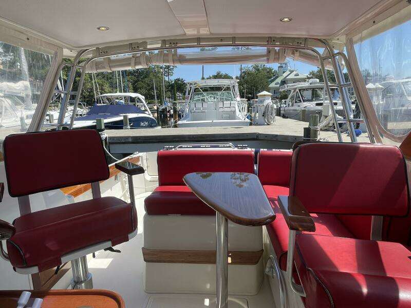 2017 Hunt Surfhunter 29