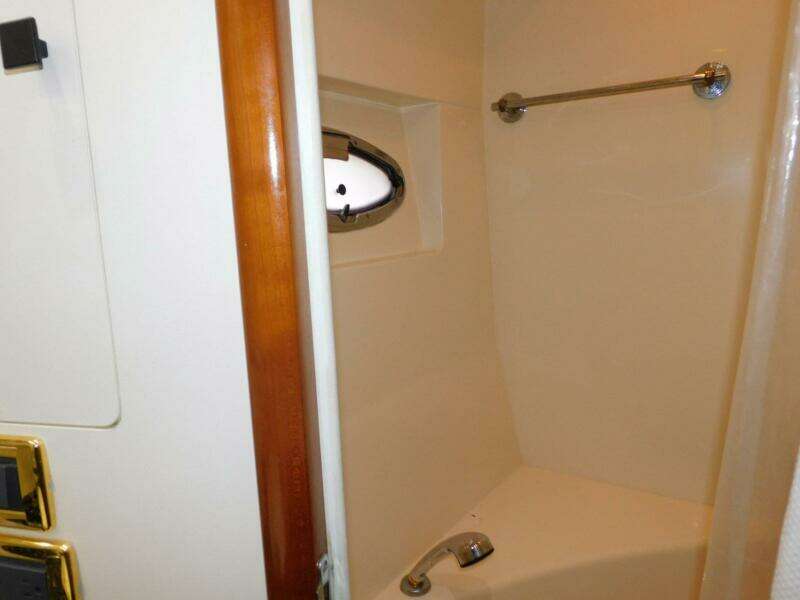 2002 Carver 570 Voyager Pilothouse