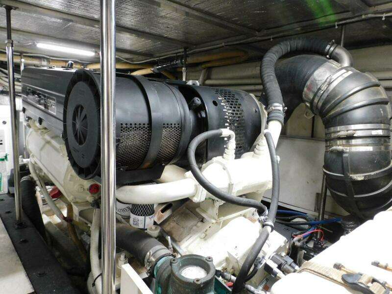 2002 Carver 570 Voyager Pilothouse