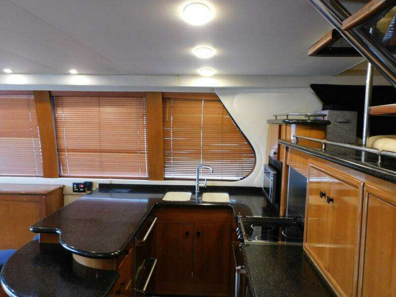 2002 Carver 570 Voyager Pilothouse