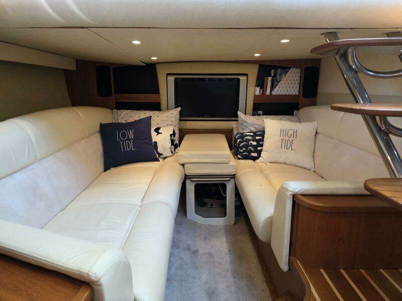 2007 Tiara Yachts 3900 Sovran
