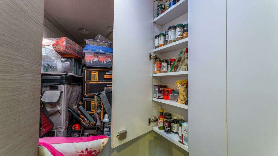 Happy Here   Int Equipment 3